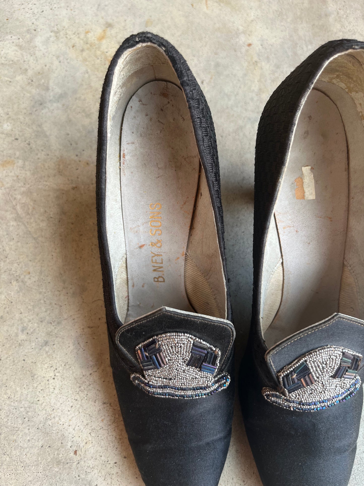 c. 1920s-1930s Black Silk Beaded Pumps | Approx Sz. 5