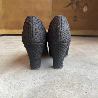 c. 1920s-1930s Black Silk Beaded Pumps | Approx Sz. 5