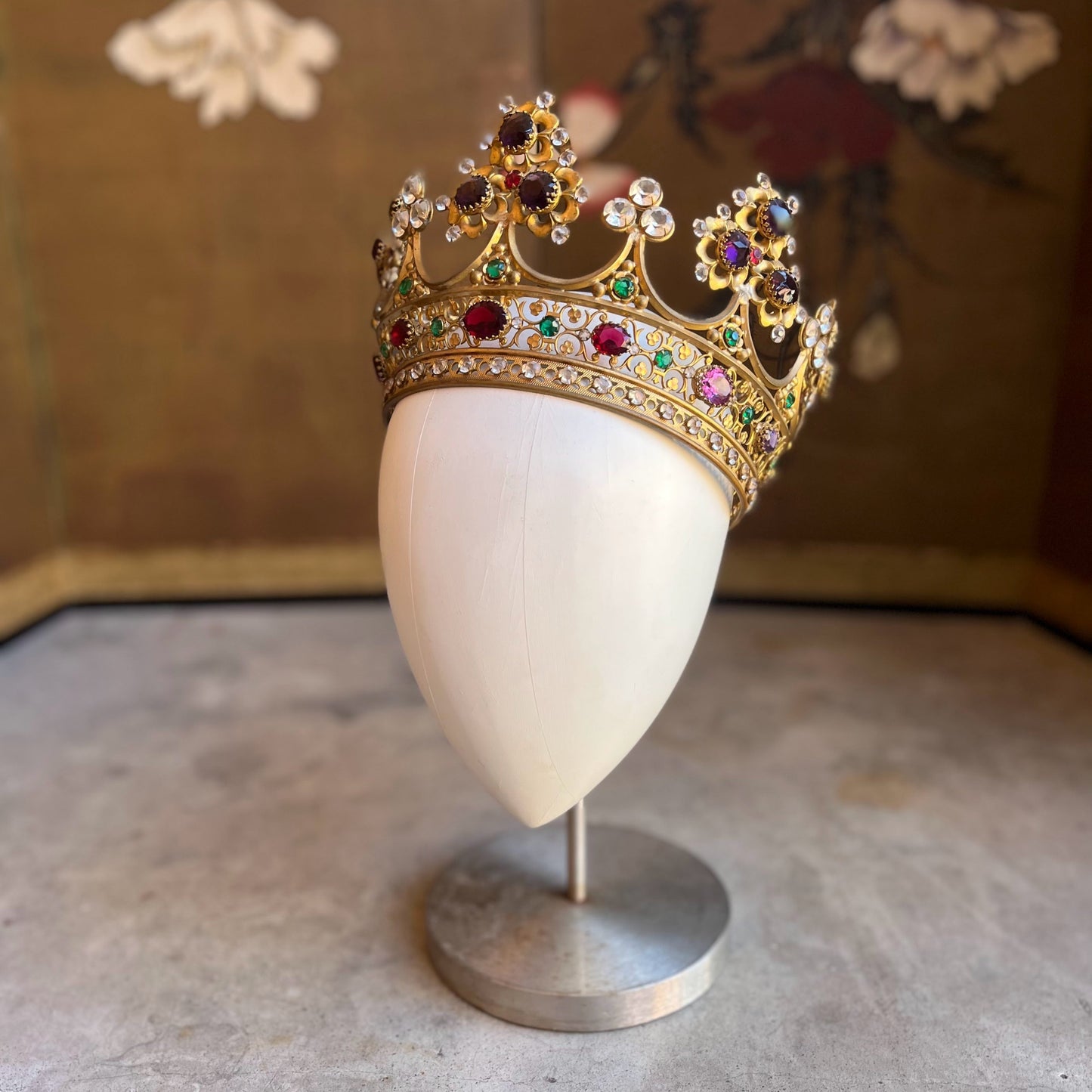 19th c. Large Santos Crown