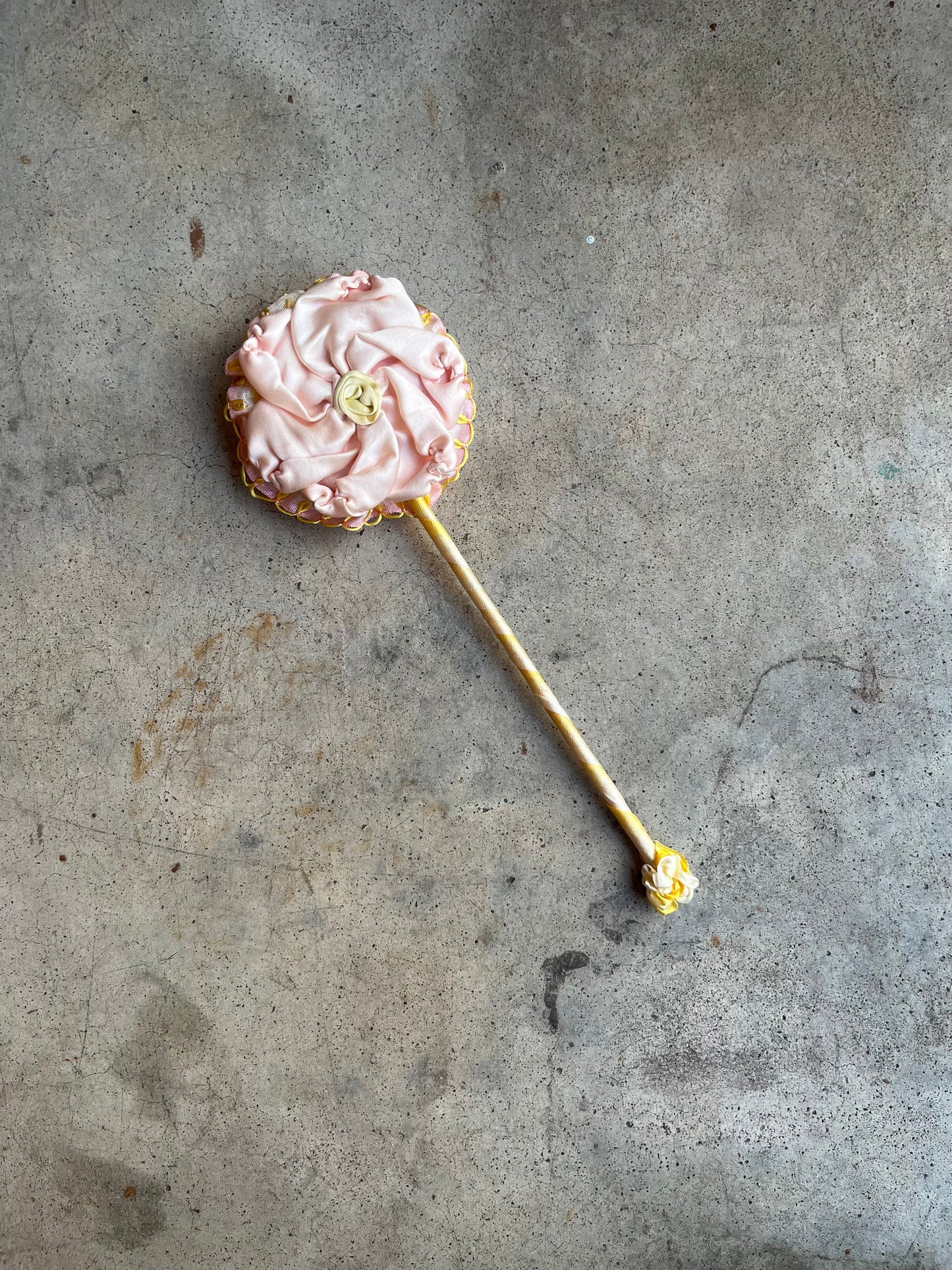 c. 1920s Powder Puff Wand