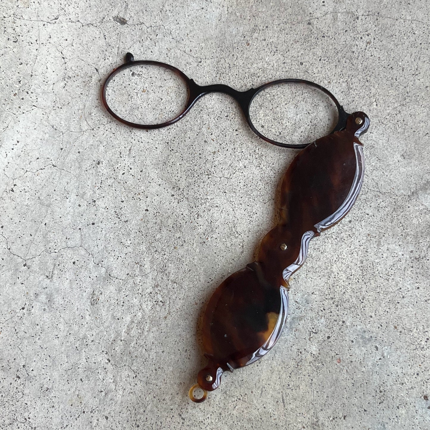 19th c. Tortoise Shell Lorgnette - No Lenses