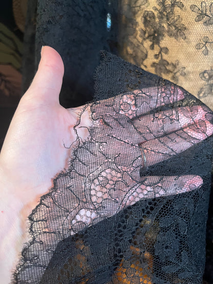 c. 1860s Chantilly Lace Shawl
