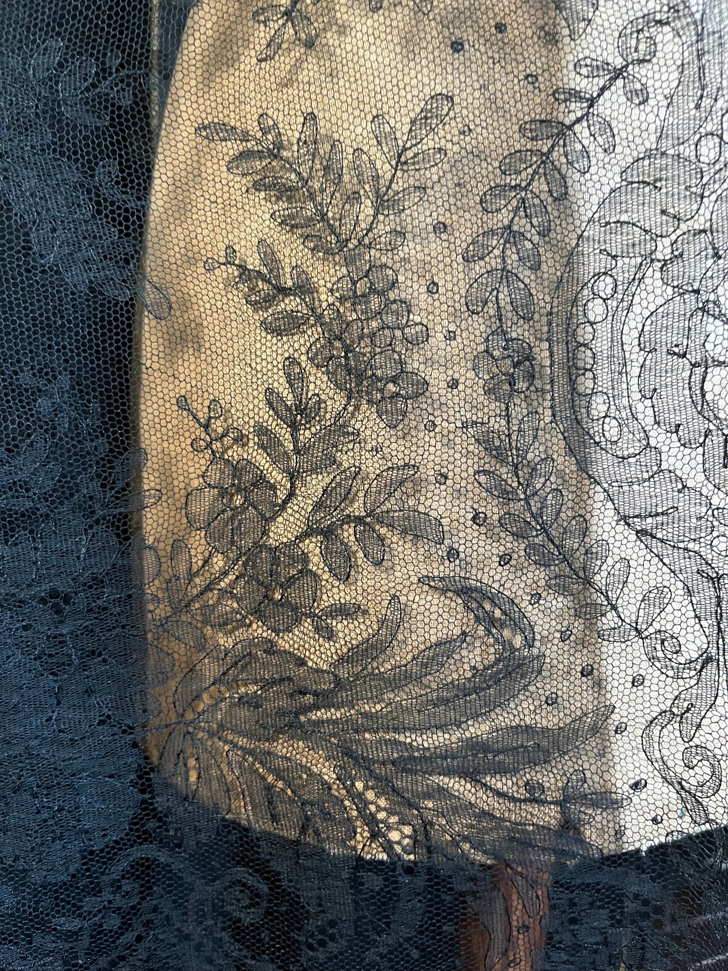 c. 1860s Chantilly Lace Shawl