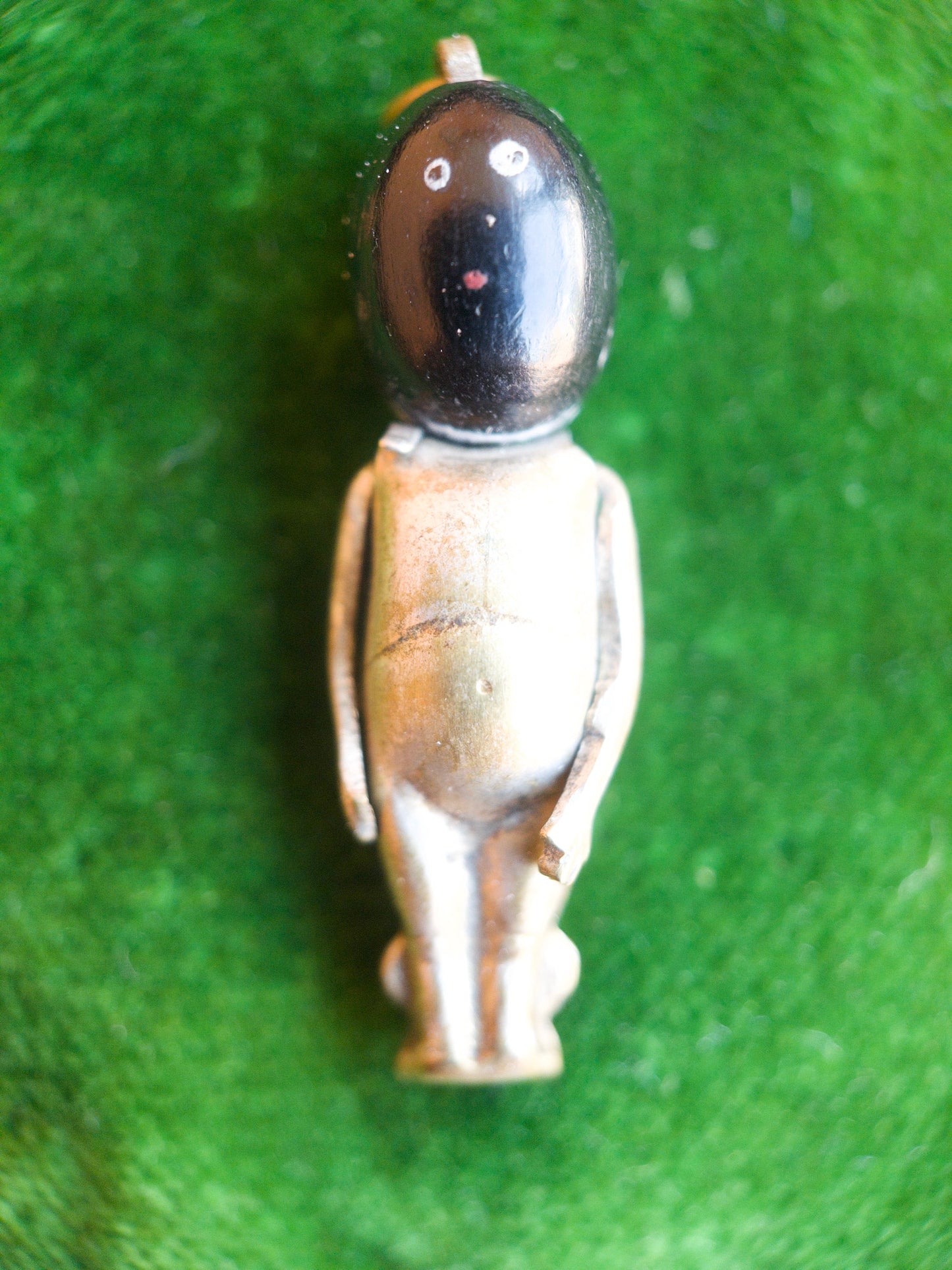 Early 20th c. Fumsup Good Luck Charm