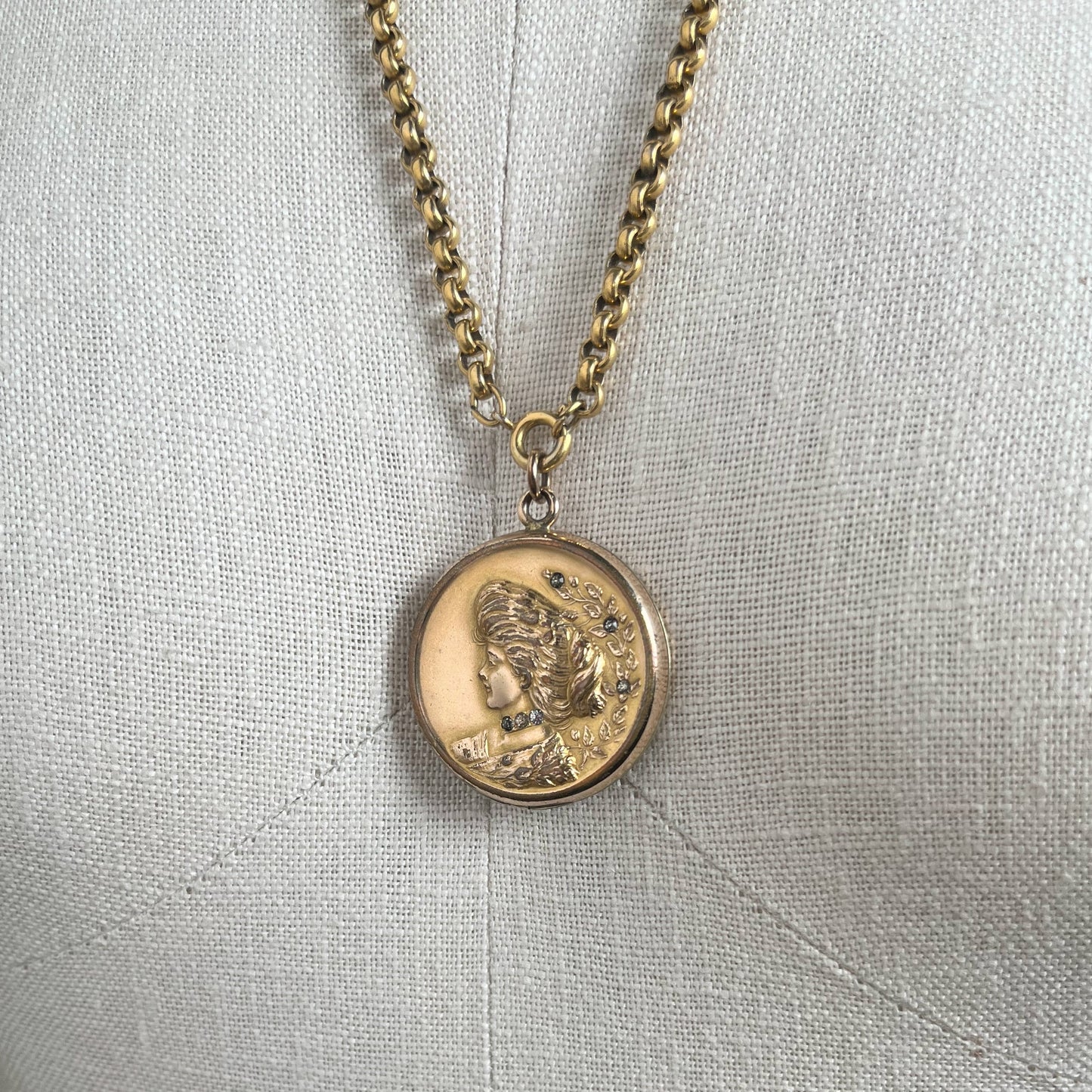 c. 1900s-1910s Gold Filled "Gibson Girl" Locket