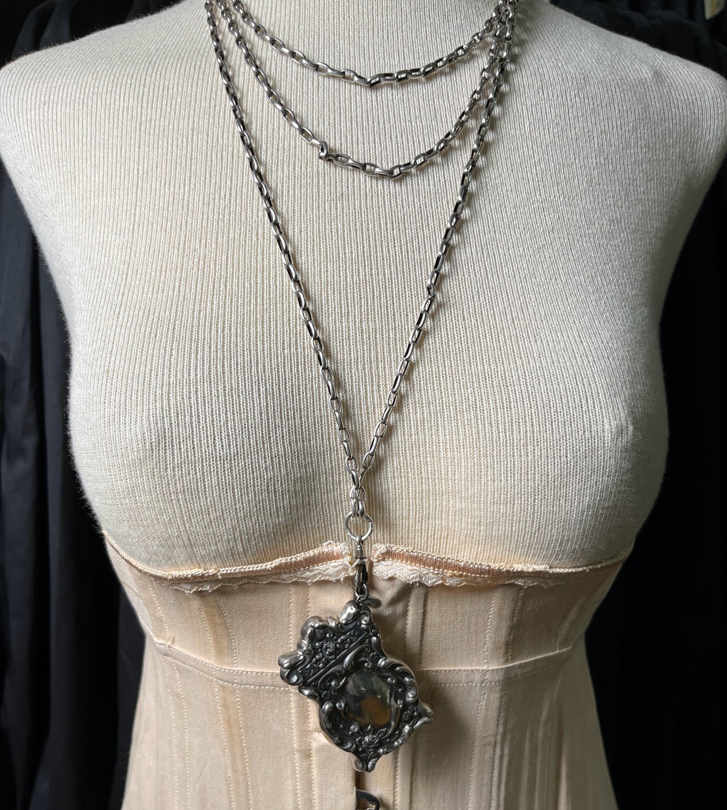 19th c. Silver Muff / Long Guard Chain