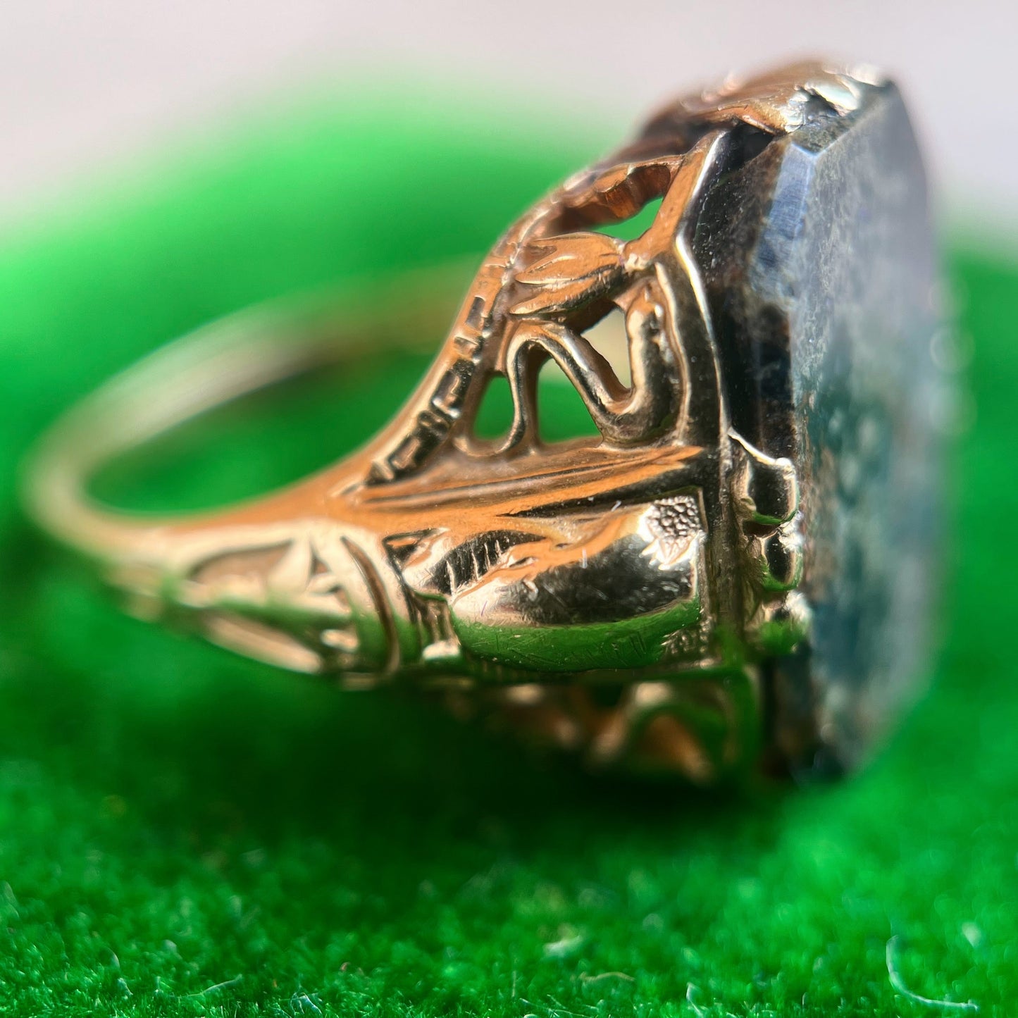 c. 1910s-1920s 14k Gold Petrified Wood Ring