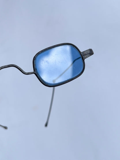 19th c. Blue Tinted Eyeglasses