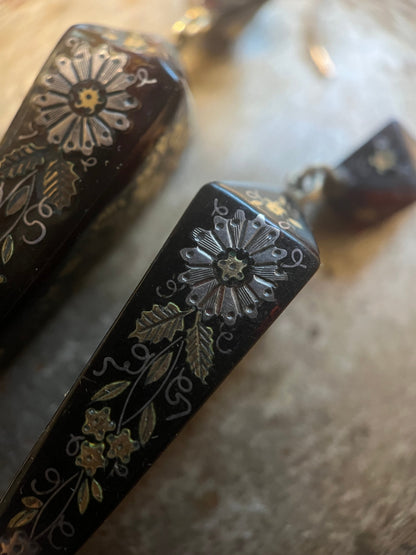 Victorian Piqué Earrings