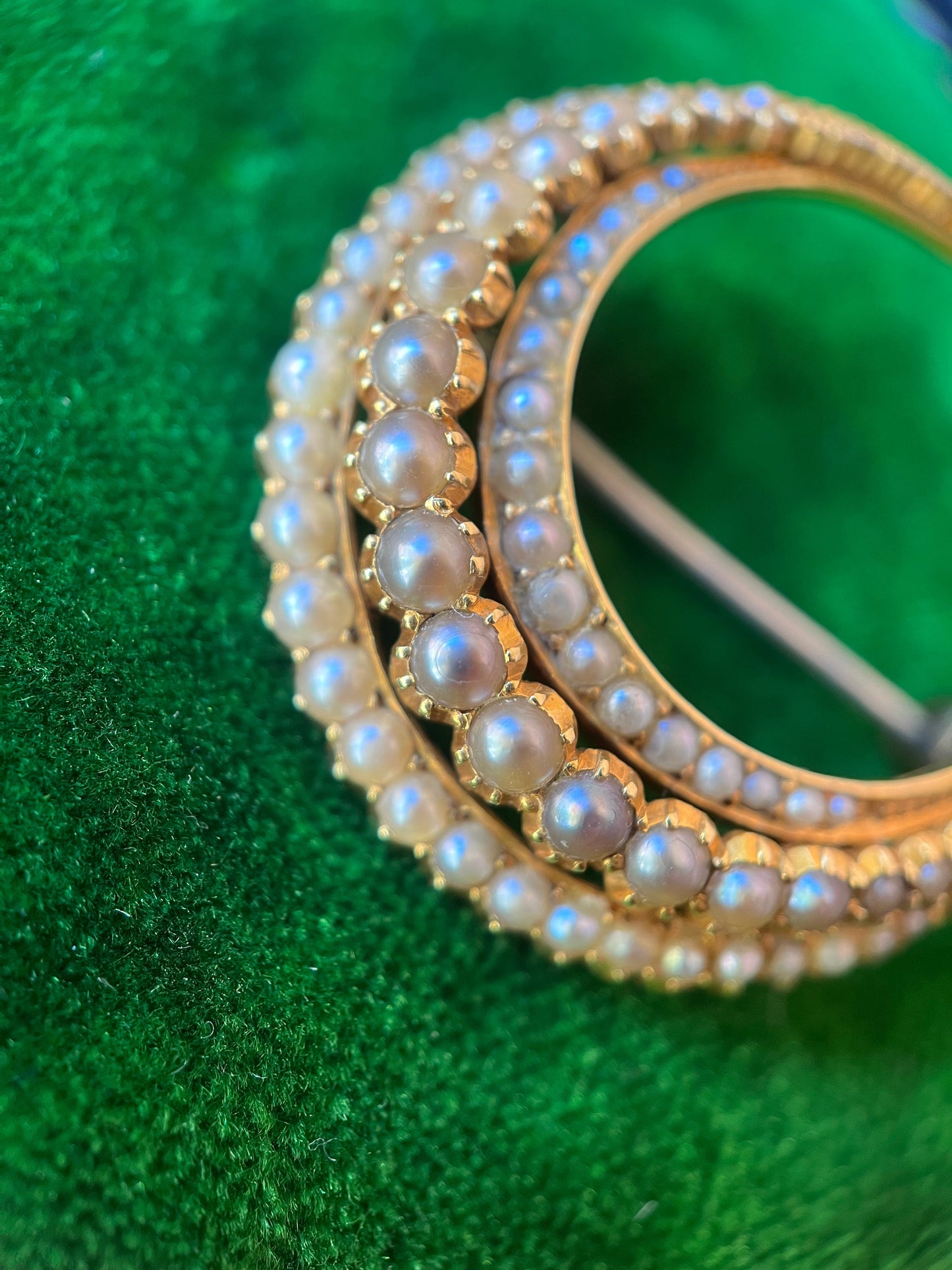 Victorian 15k Gold Pearl Crescent Moon Brooch
