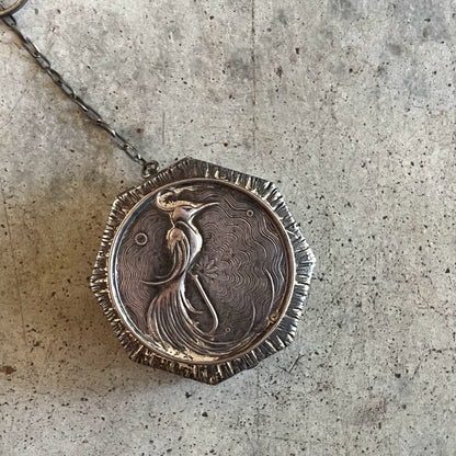 c. 1920s-1930s Finger Chain Compact