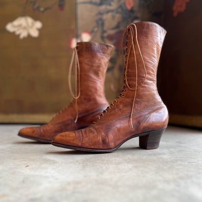 c. 1910s Brown Lace Up Boots | Approx Sz 9
