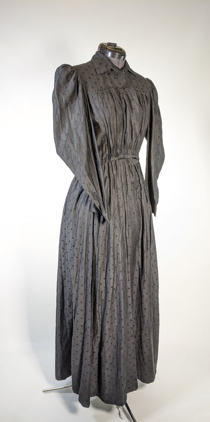 1890s Wrapper Dress