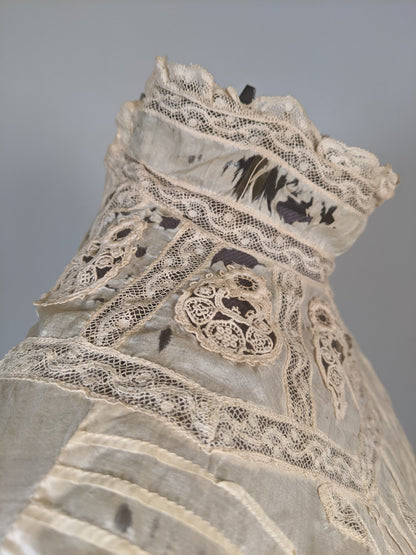 1900s Lace Blouse For Study / Display