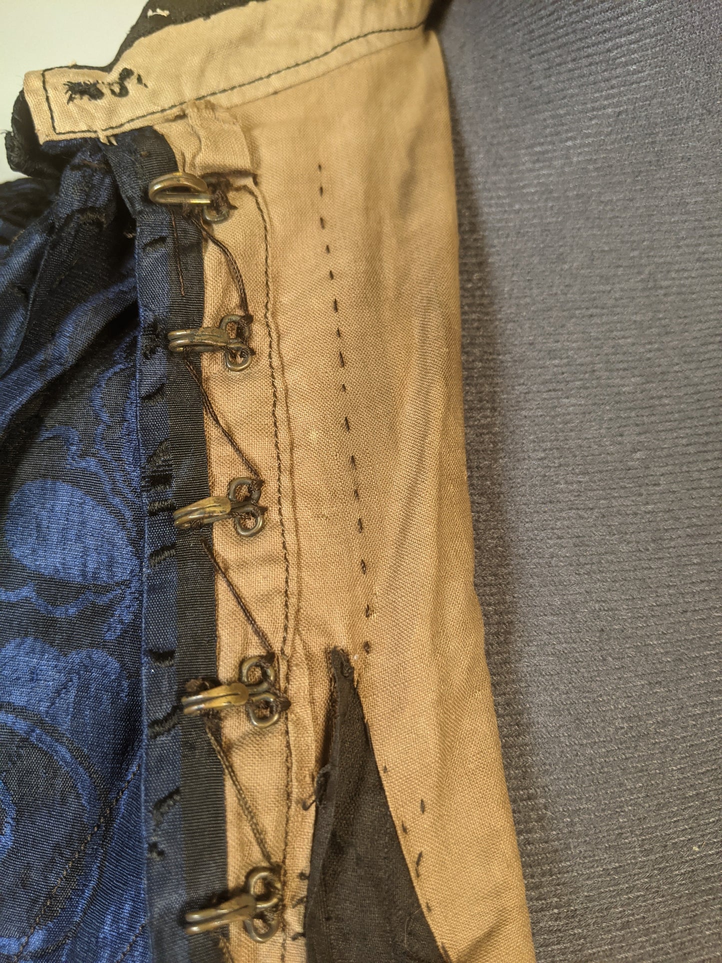 Late Victorian Bodice For Study/Display