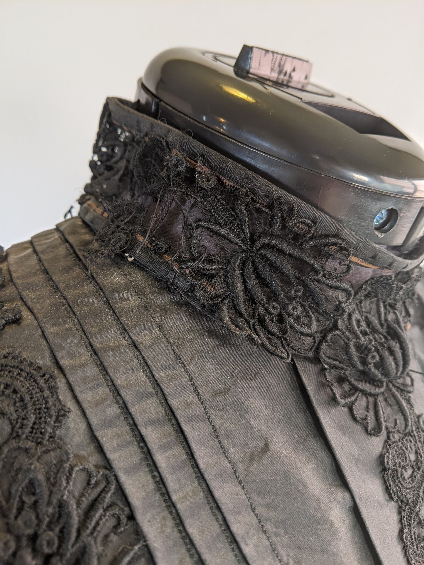 1890s Black Taffeta Bodice