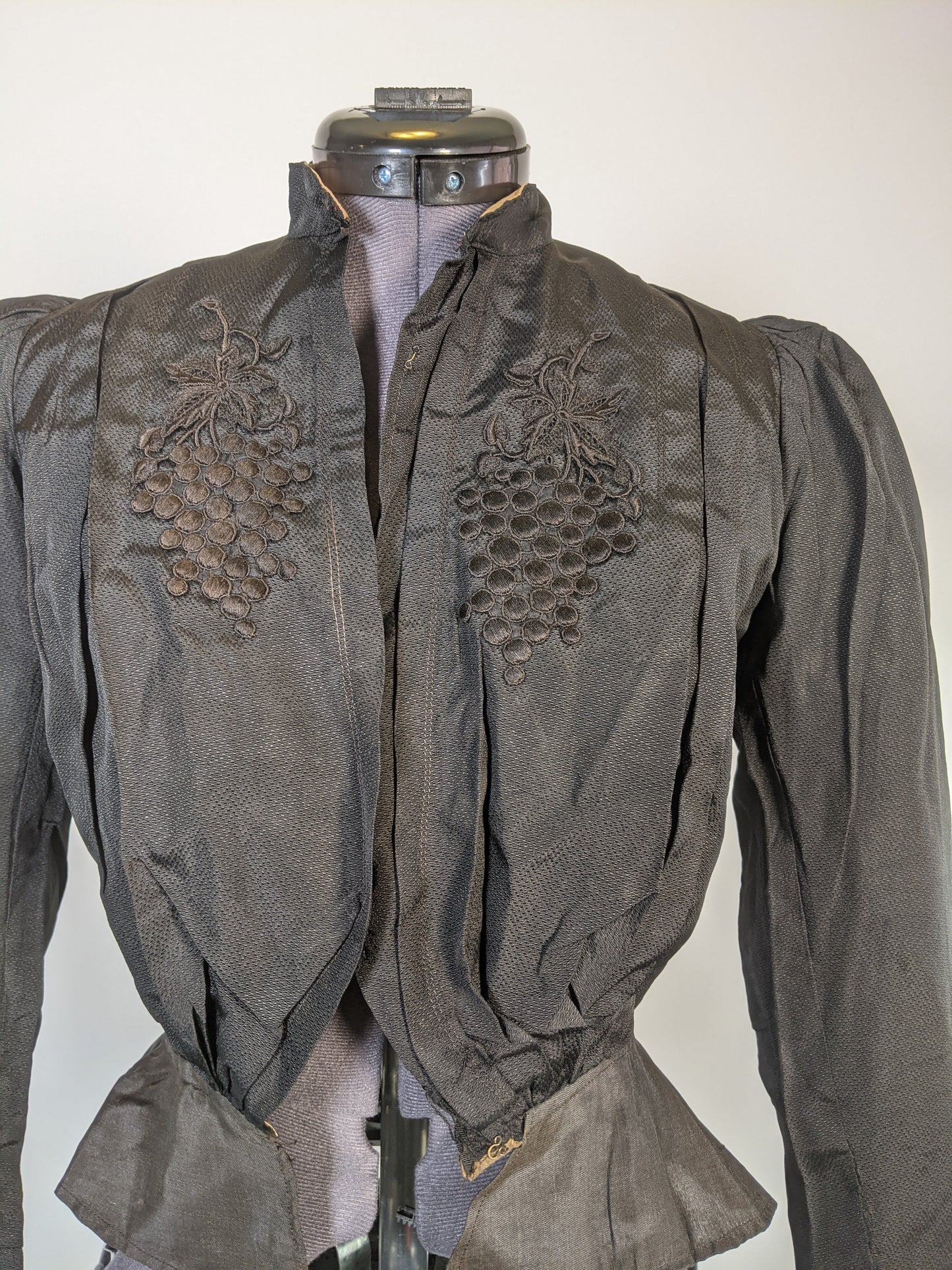 Late Victorian Mourning Bodice | Grape Motif