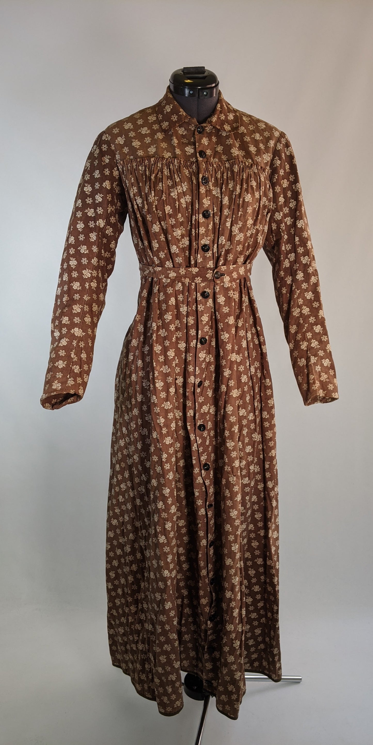 1880s Calico Wrapper