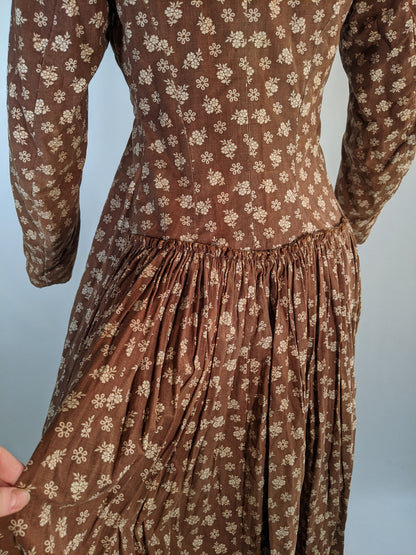 1880s Calico Wrapper