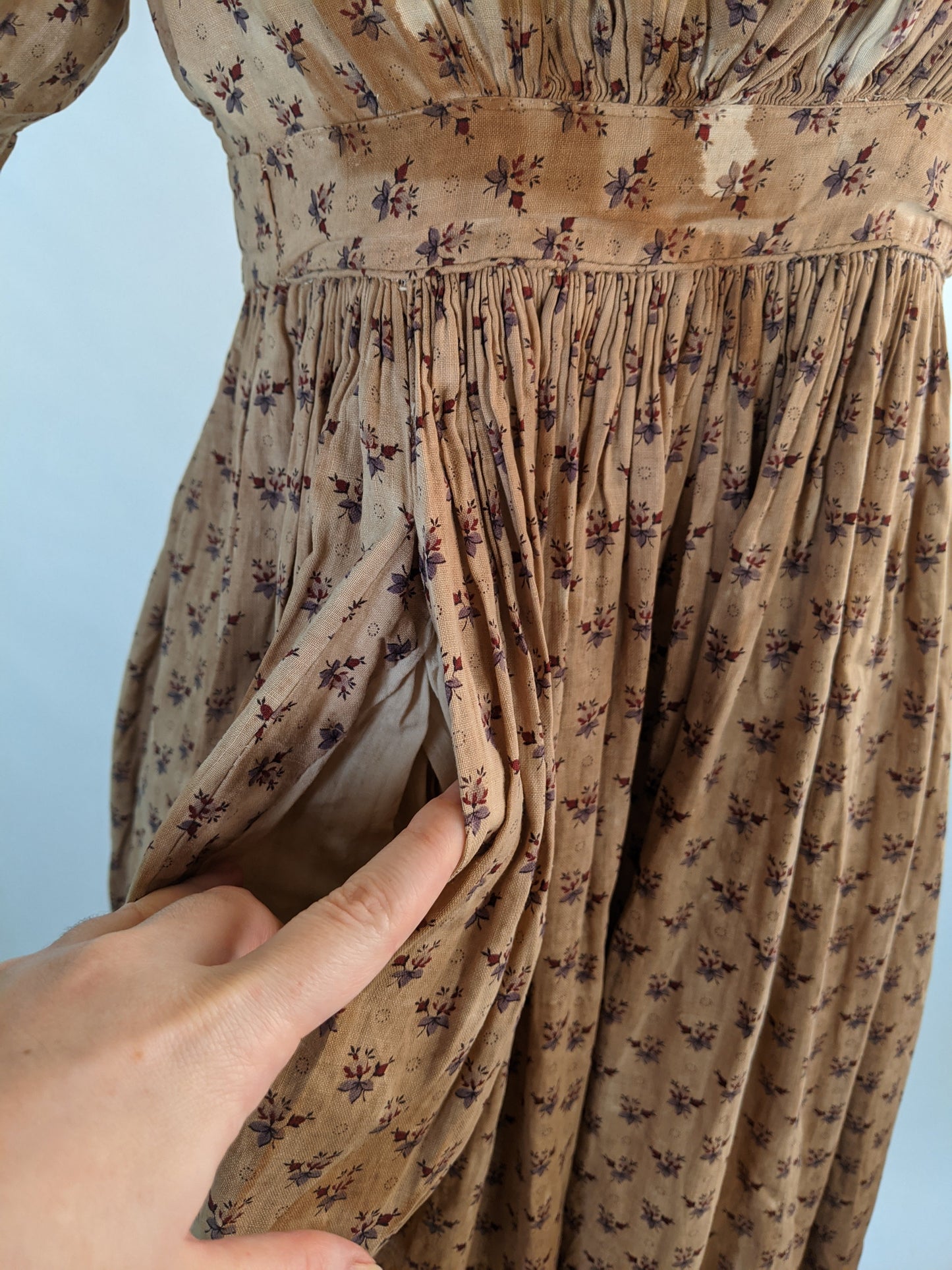 1830s Young Lady's Dress | Study or Display