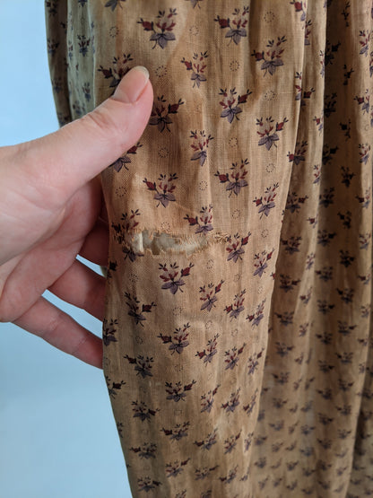 1830s Young Lady's Dress | Study or Display