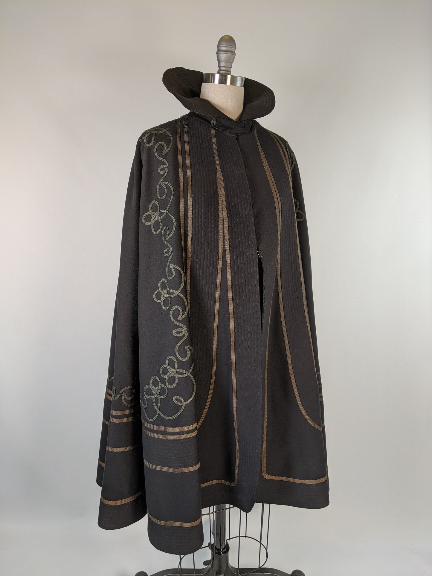 1890s Wool Cape