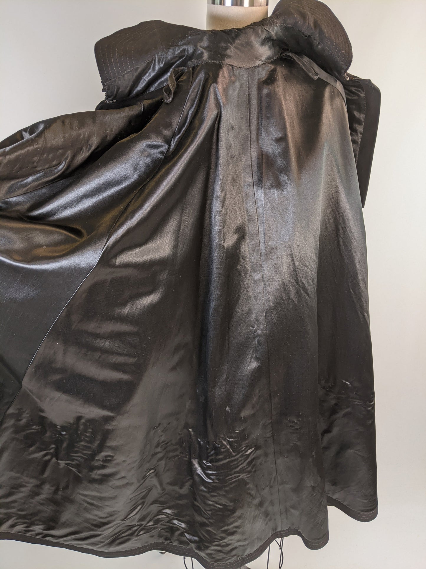 1890s Wool Cape