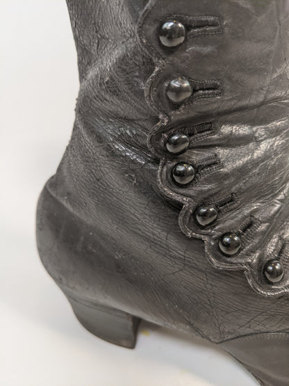1890s "Sorosis" Side Button Boots | Approx Sz 8-8.5