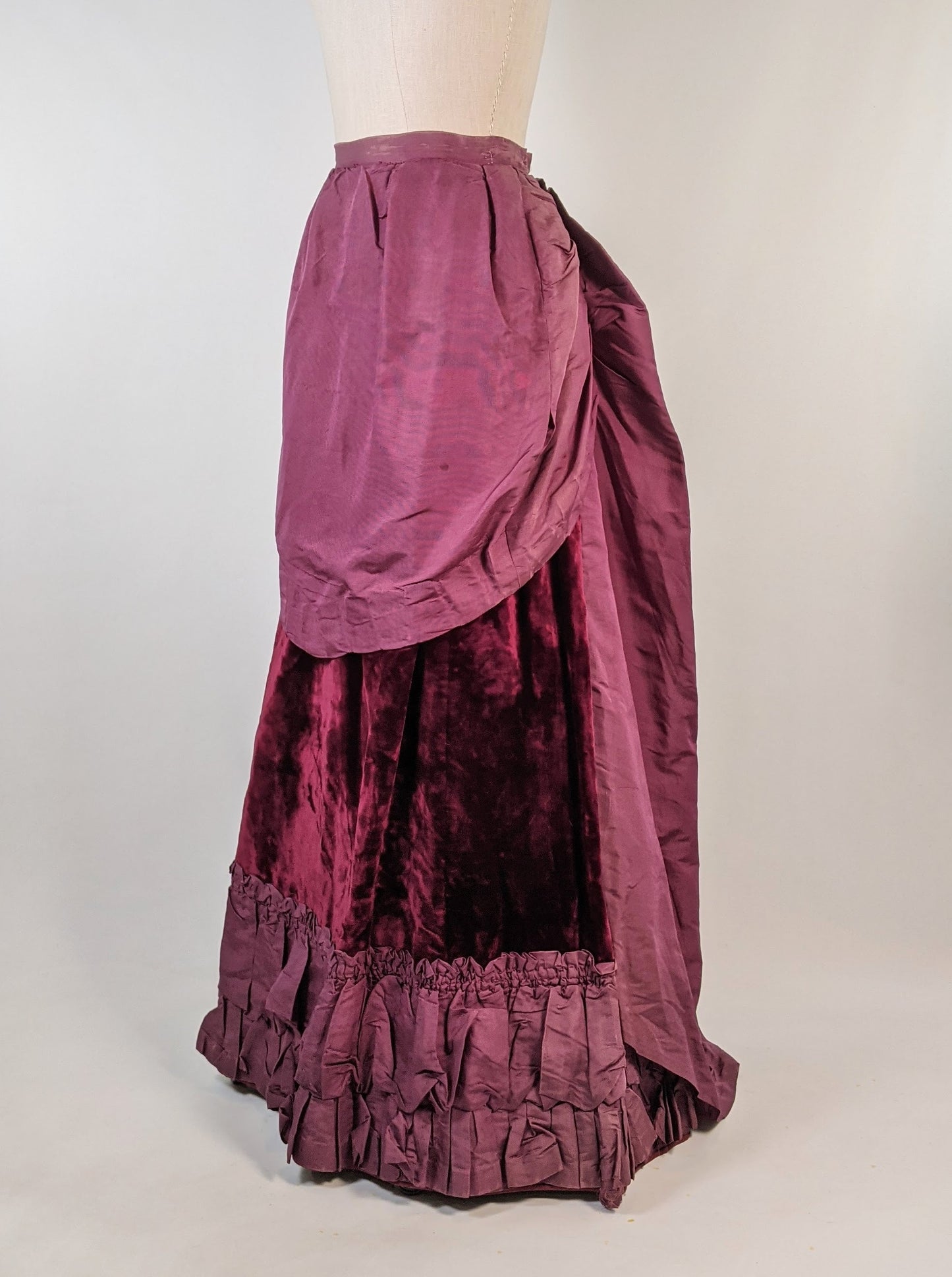 1880s Bustle Skirt