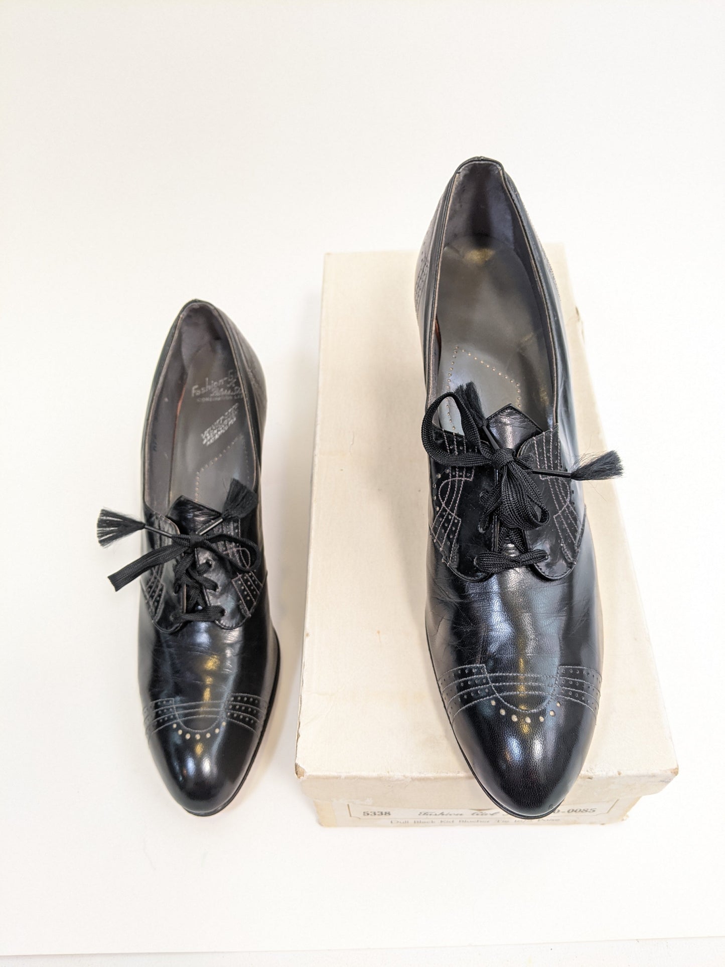 1940s Oxfords in Original Box | Approx Size 8