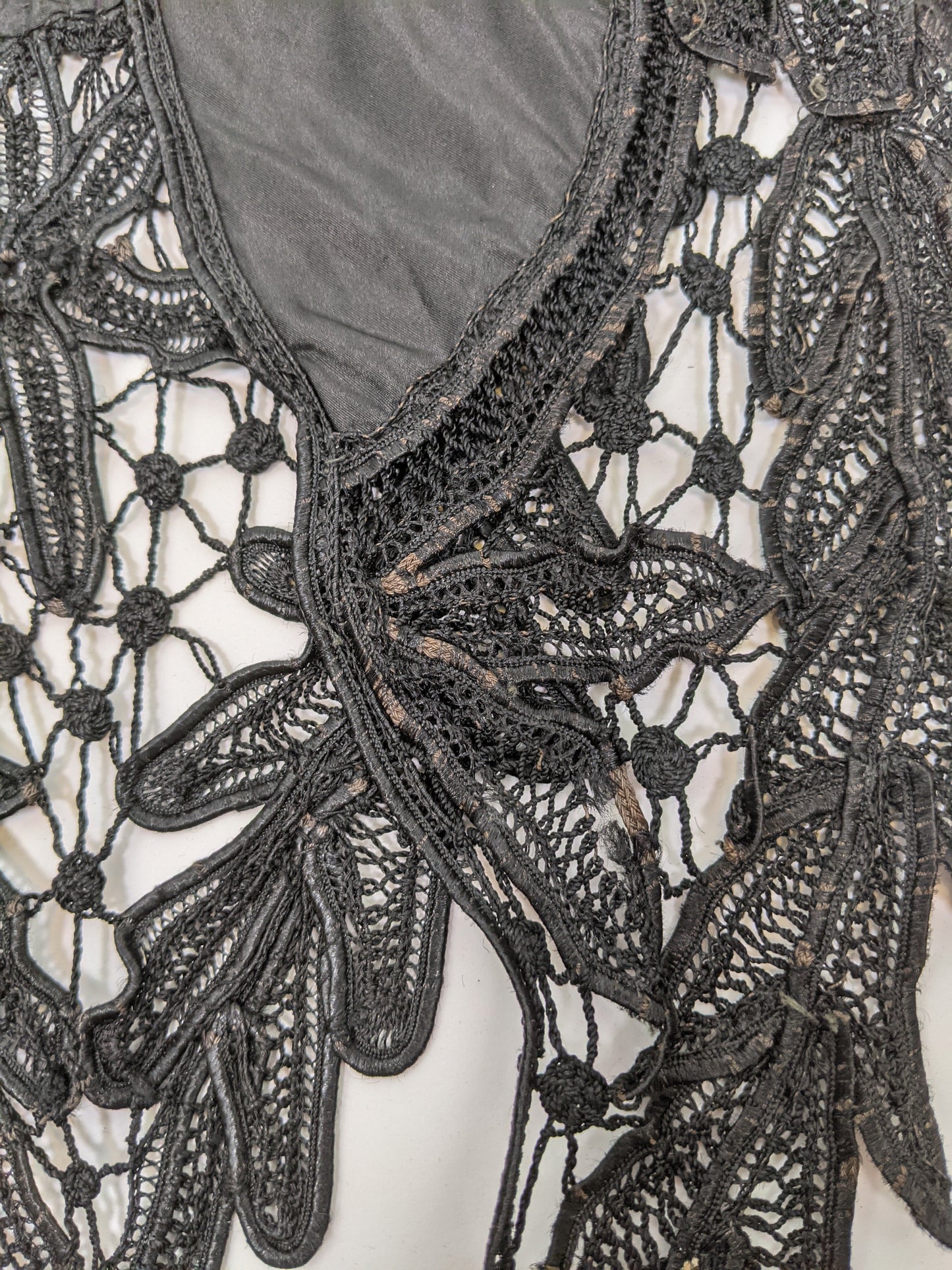 1890s-1900s Black Lace Collar