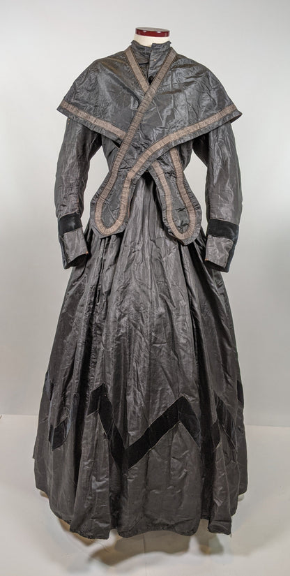 1860s Mourning Dress