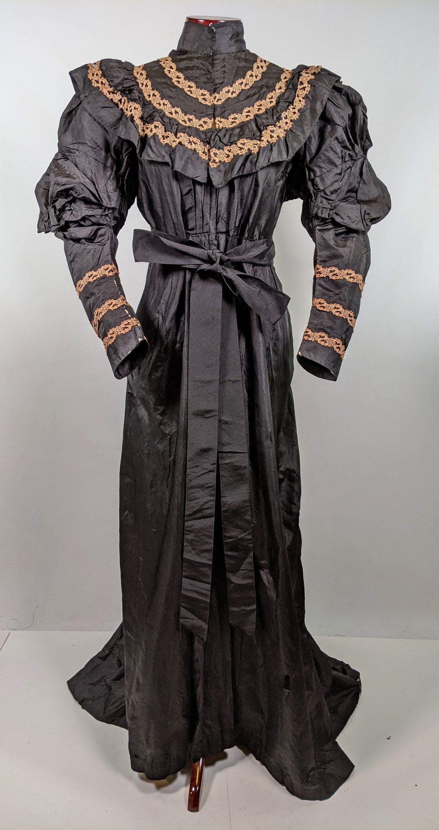 1890s Black Silk Tea Gown or Wrapper