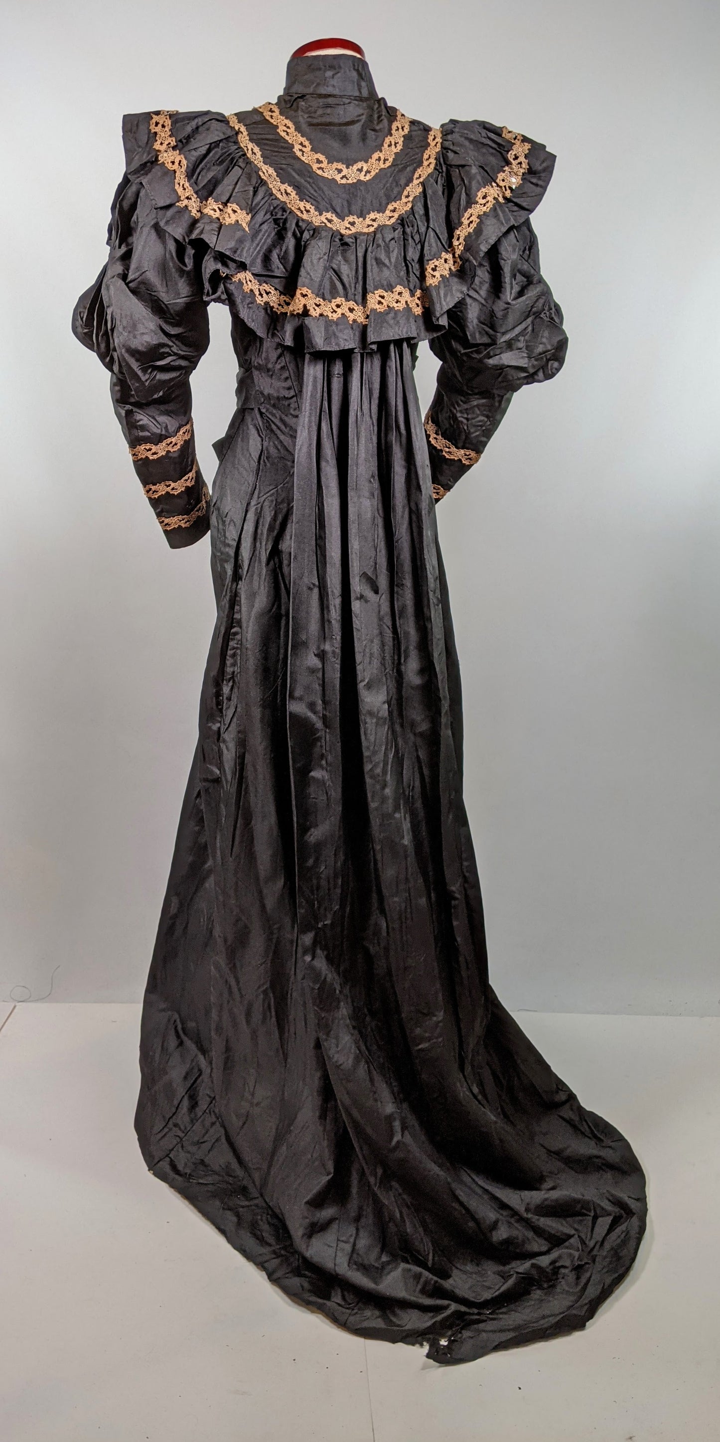 1890s Black Silk Tea Gown or Wrapper