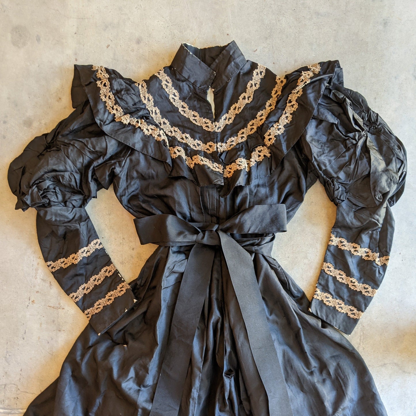 1890s Black Silk Tea Gown or Wrapper