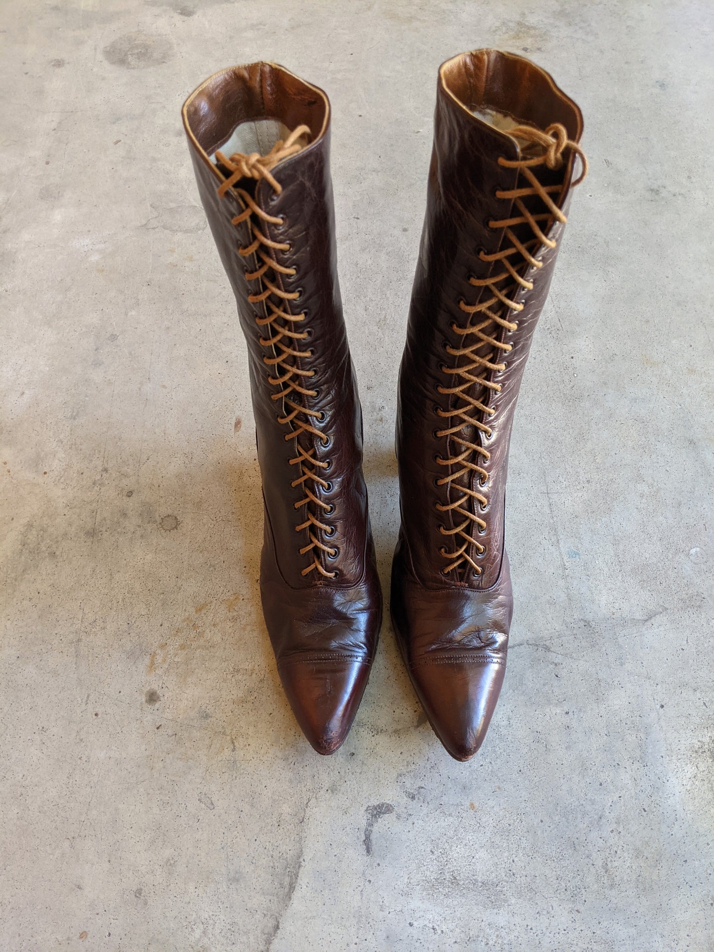Late 1910s-Early 1920s Brown Boots | Approx Sz 7