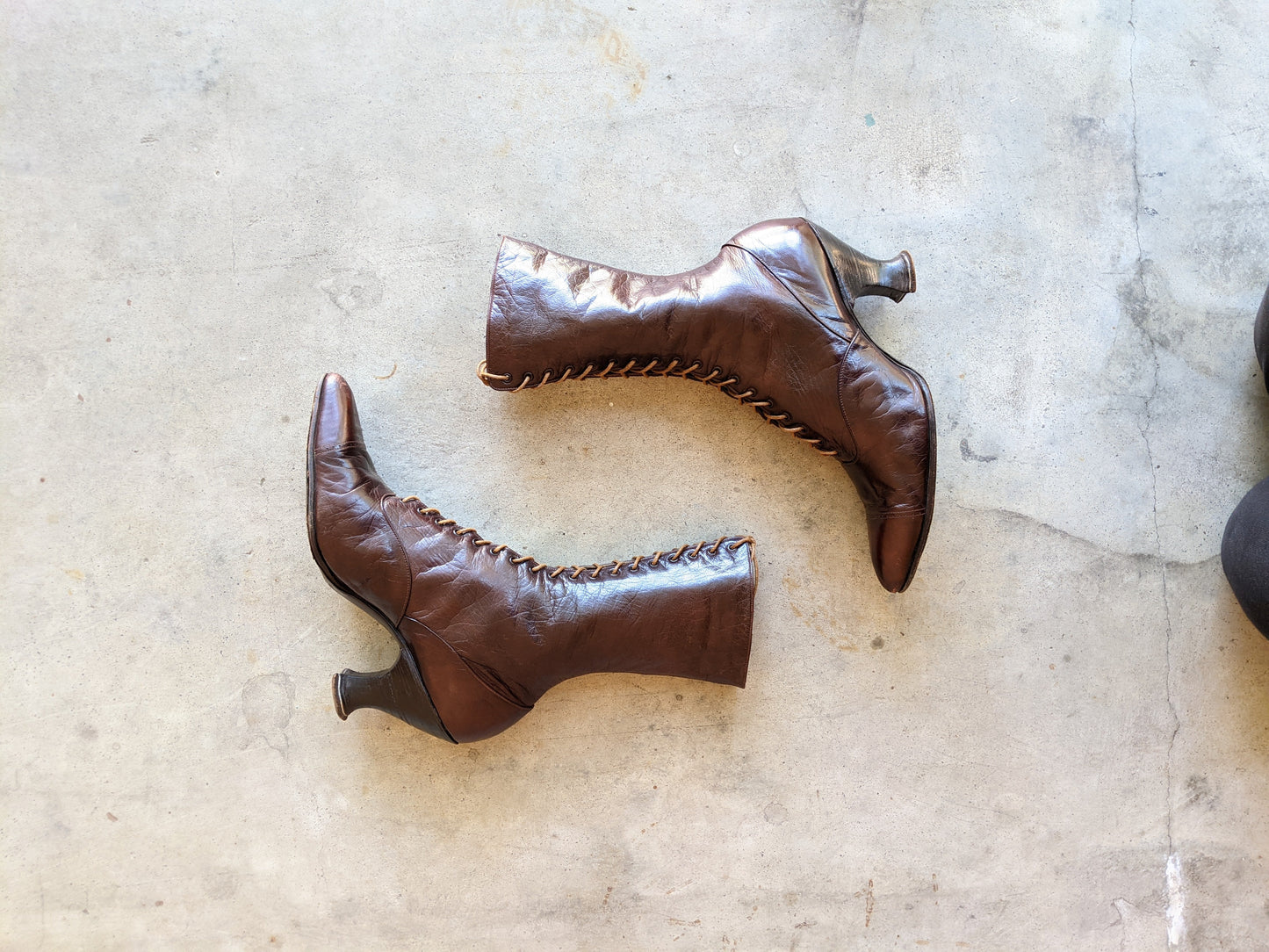 Late 1910s-Early 1920s Brown Boots | Approx Sz 7