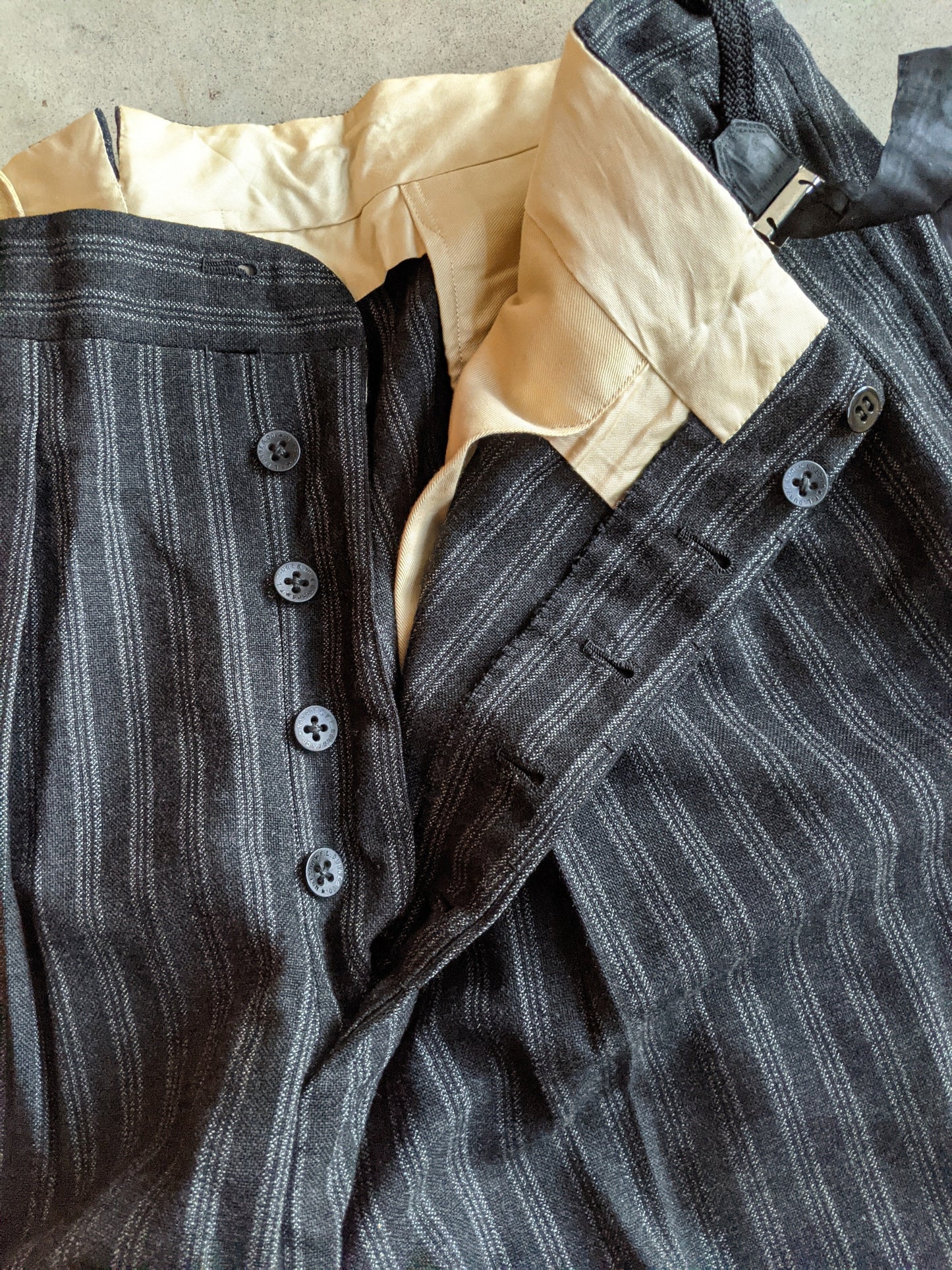 1937 Stroller Suit with Provenance | 38" waist 42" chest