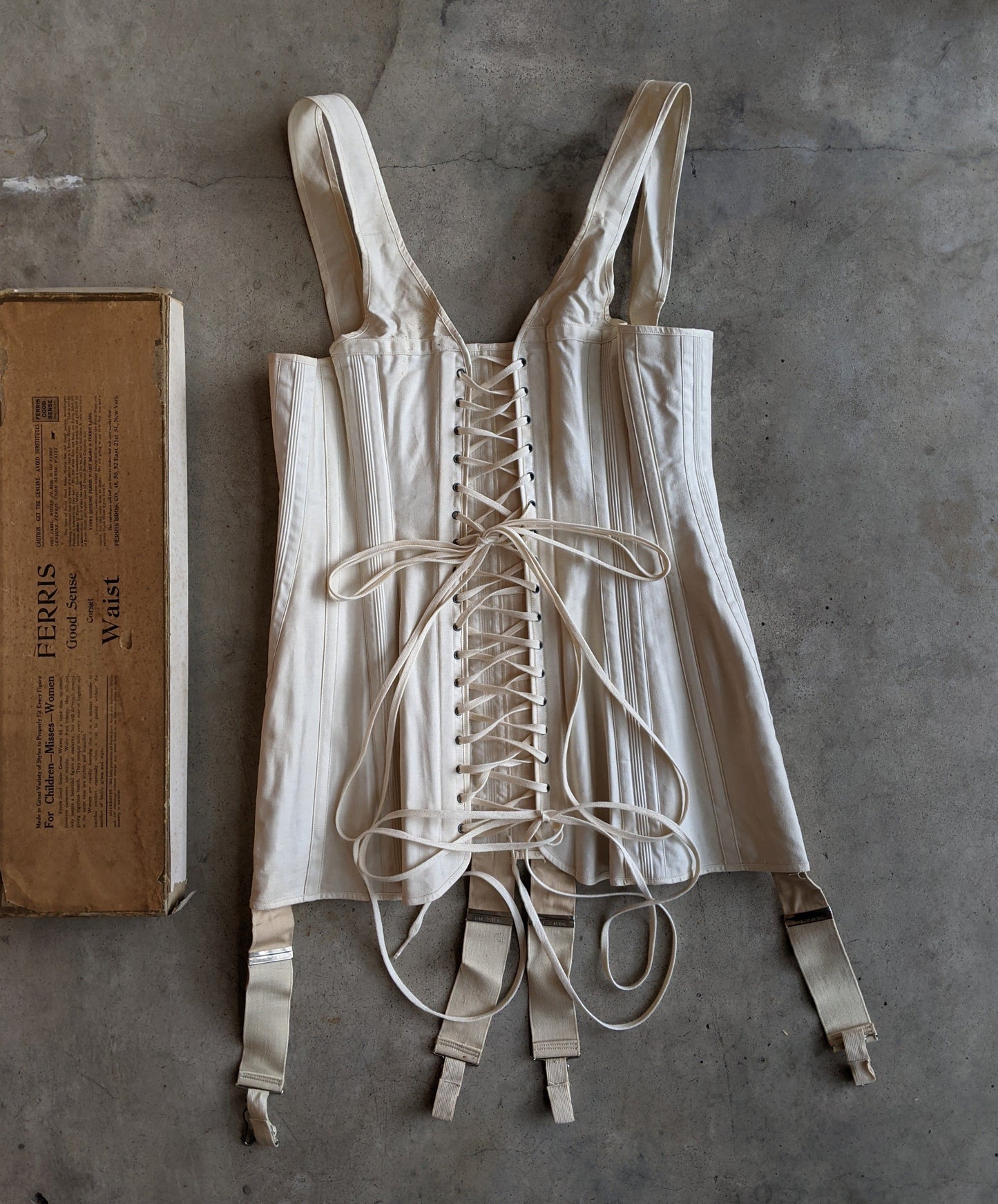 1910s Deadstock Ferris Corset | Sz 28
