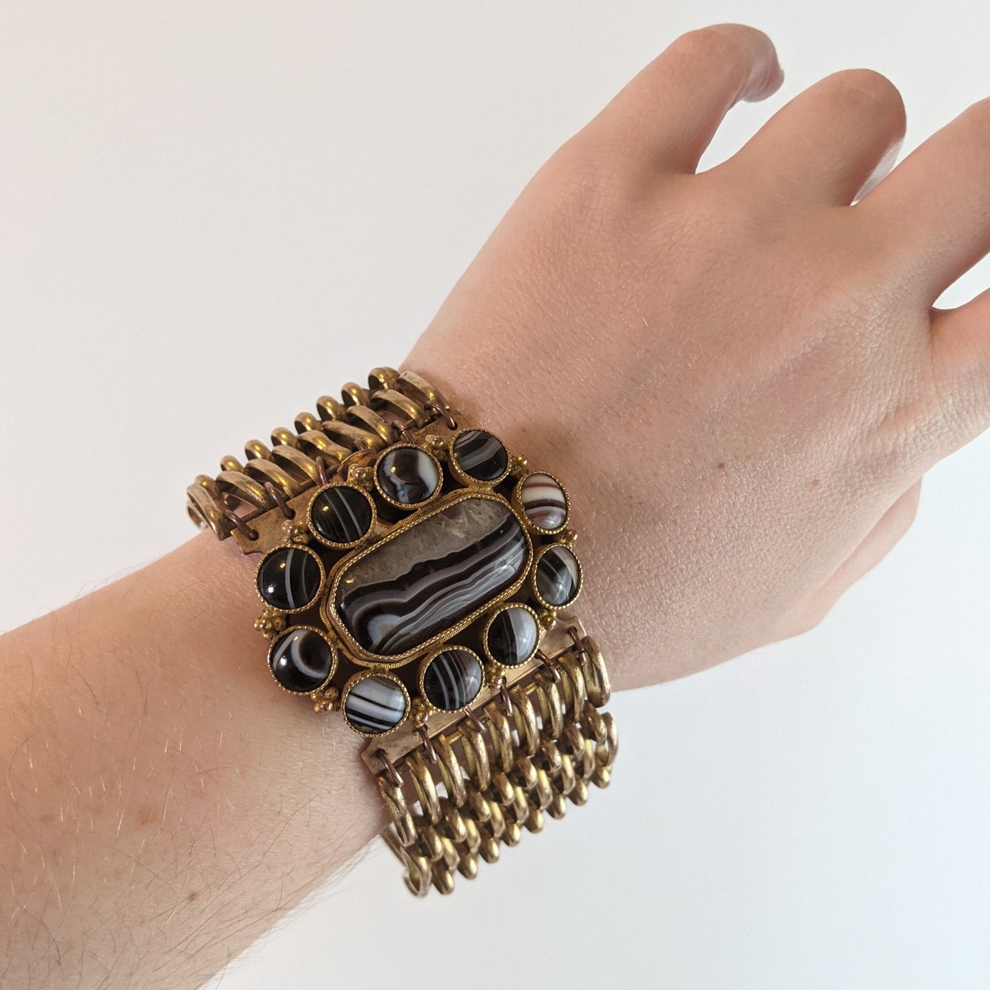 19th c. Scottish Agate Bracelet