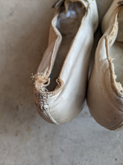 1920s Pointed Heels | Approx 6.5-7