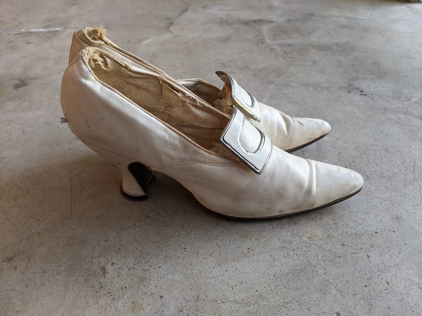 1920s Pointed Heels | Approx 6.5-7