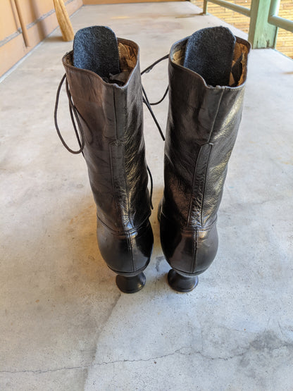 1910s-1920s Lace Up Boots | 7-7.5 US