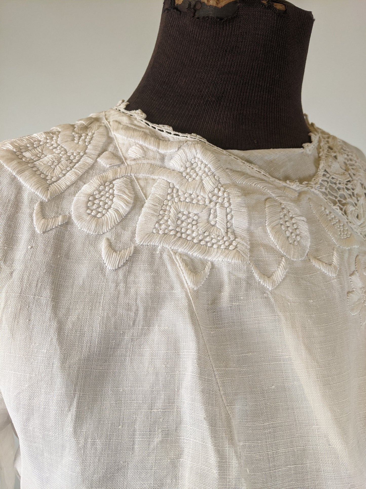 1900s-1910 White Linen Blouse