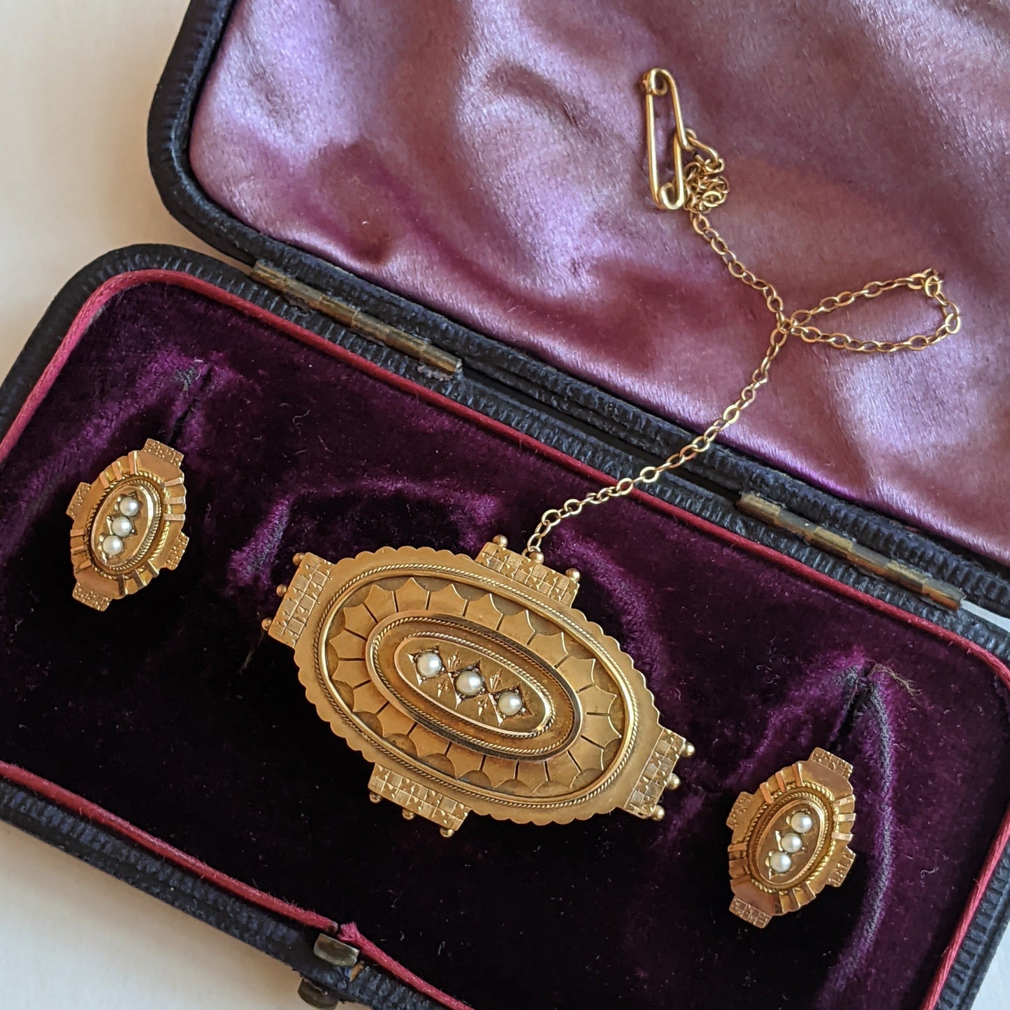 1870s-1880s 14k Gold Demi Parure