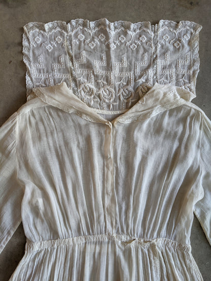 1910s Embroidered Cotton Dress | 30" Waist