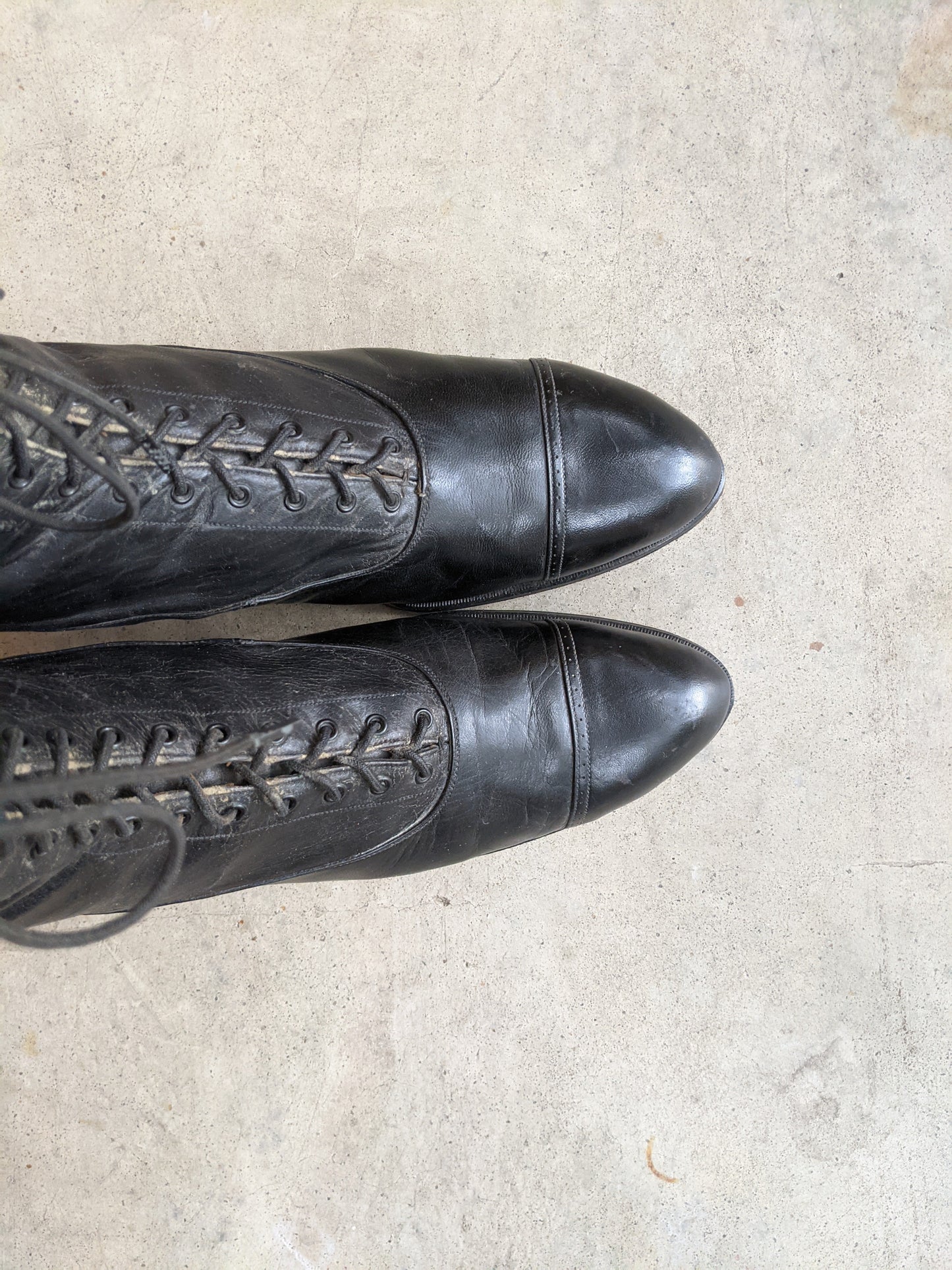 1910s Black Lace Up Boots | Approx Sz 8