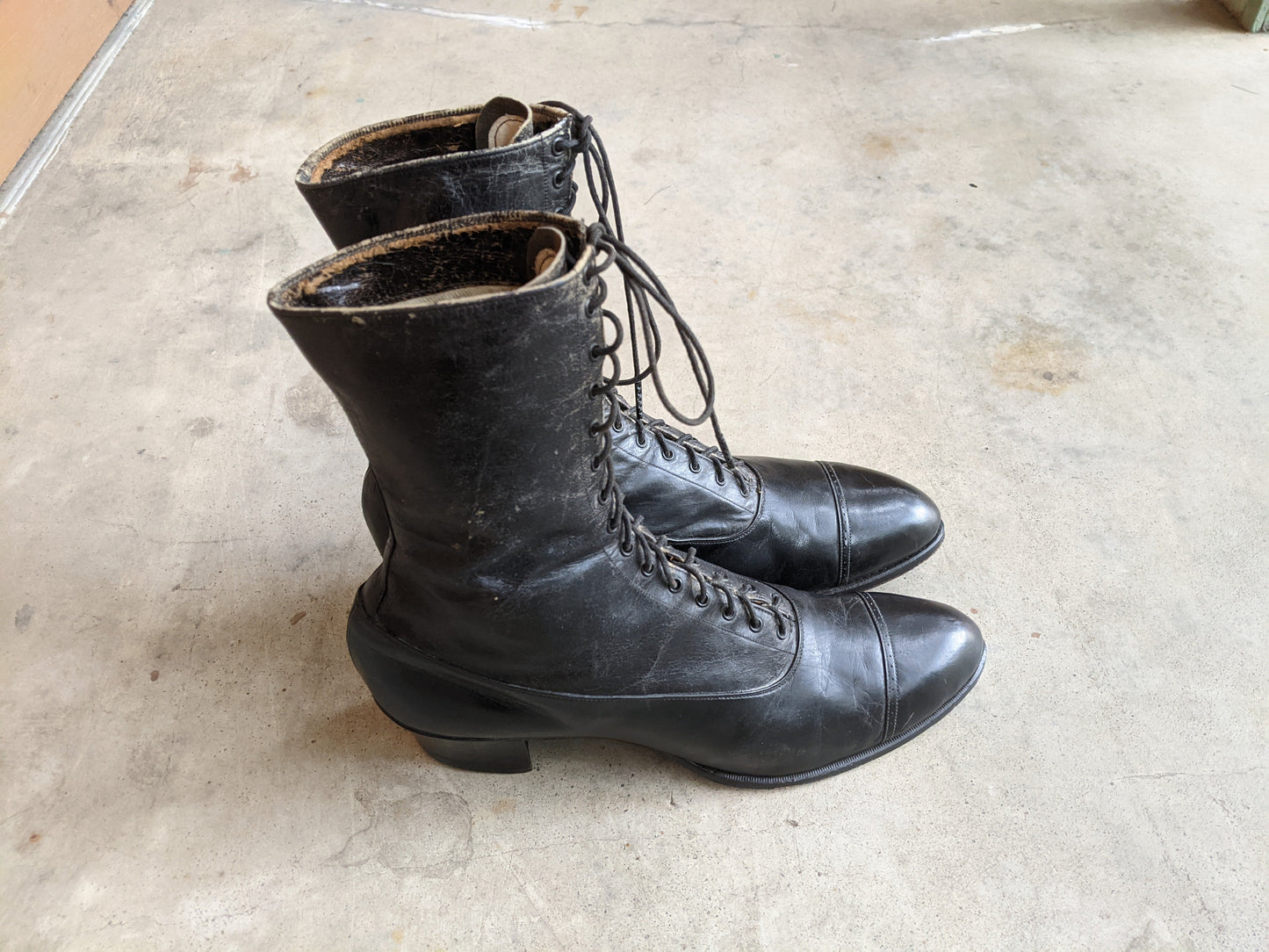 1910s Black Lace Up Boots | Approx Sz 8