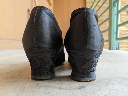 1920s Black Silk Slip On Heels