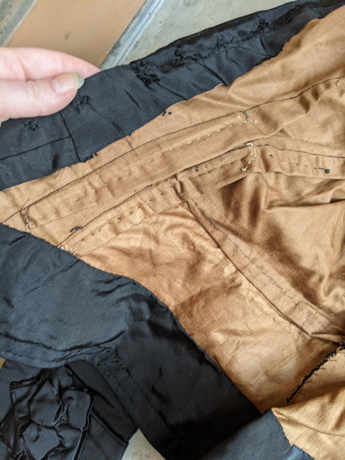 1870s Bombazine Bodice